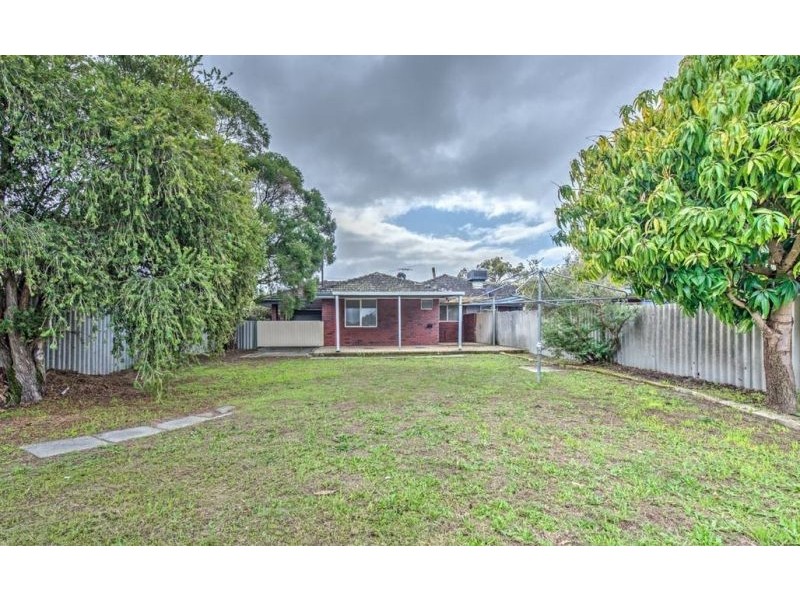150b Fremantle Rd, Gosnells WA 6110