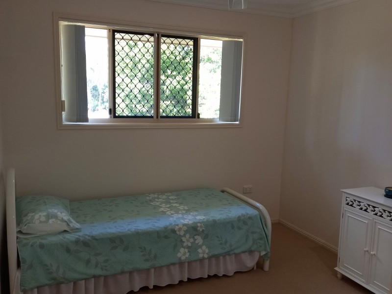 8 Green Avenue, Branyan QLD 4670