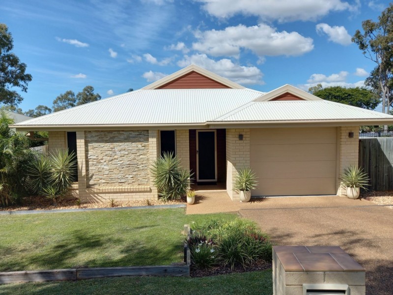 8 Green Avenue, Branyan QLD 4670