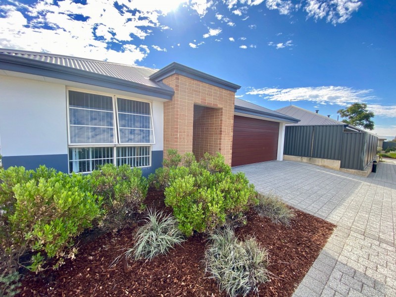 7/30 Arava circle, Aveley WA 6069