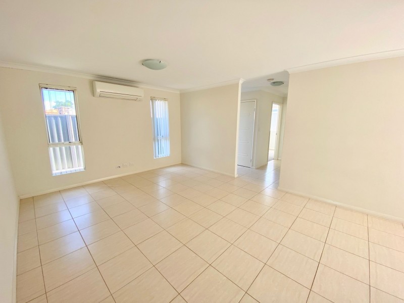 7/30 Arava circle, Aveley WA 6069