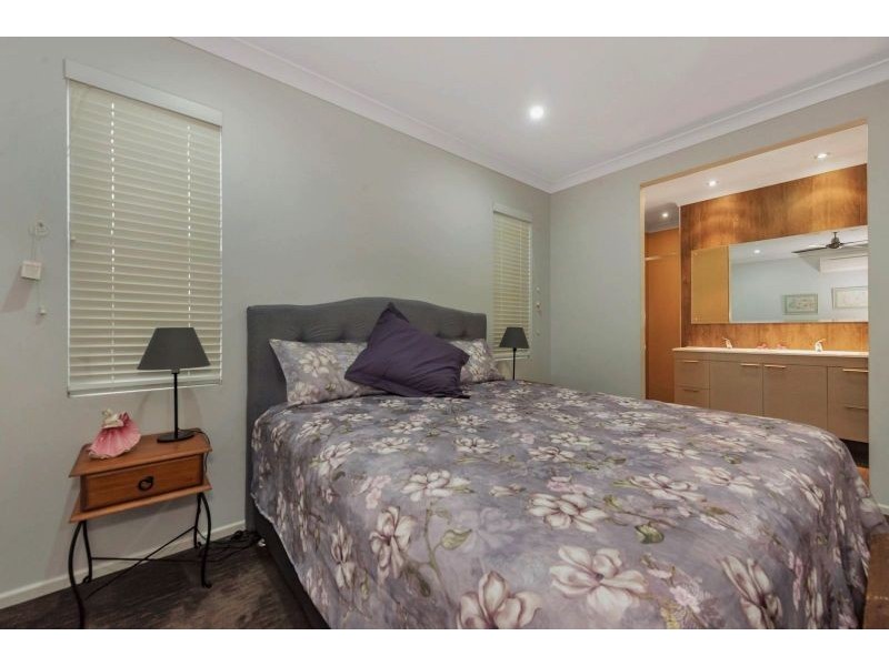 5 Monterrico Circuit, Beaconsfield QLD 4740