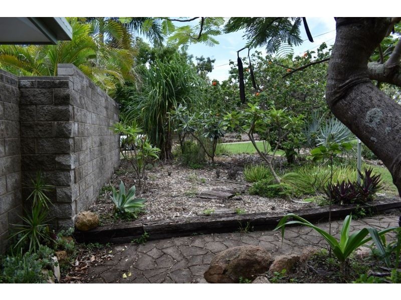 2 Morrill Street, Bowen QLD 4805