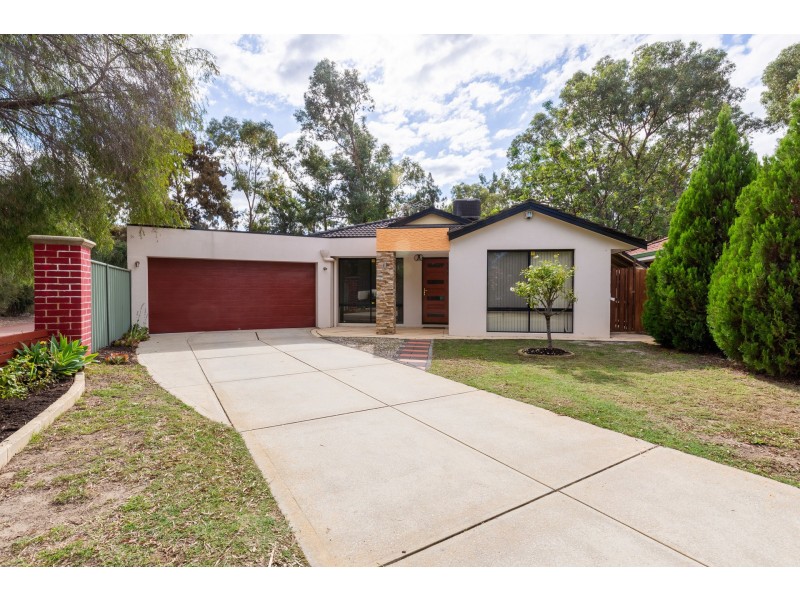 5 Woodspring Trail, Canning Vale WA 6155
