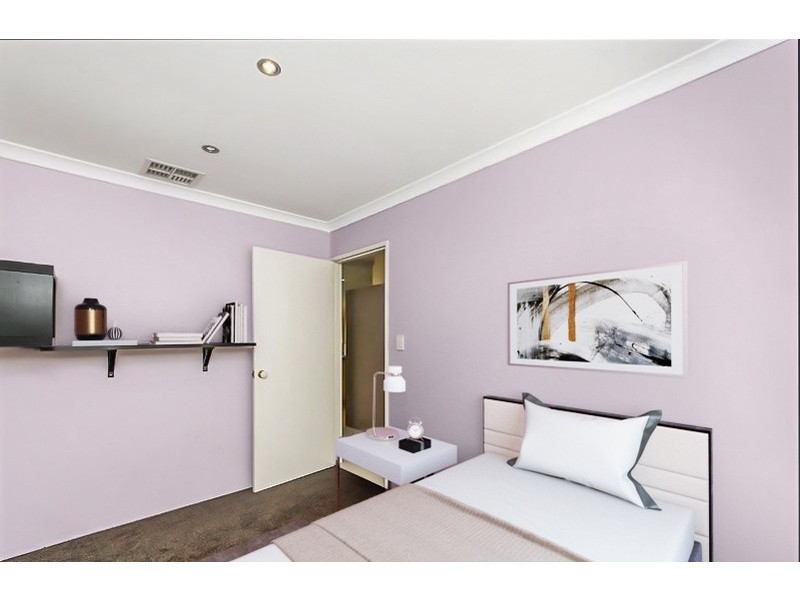 5 Woodspring Trail, Canning Vale WA 6155