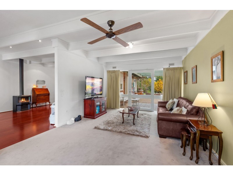 28 Worcester Road, Gisborne VIC 3437