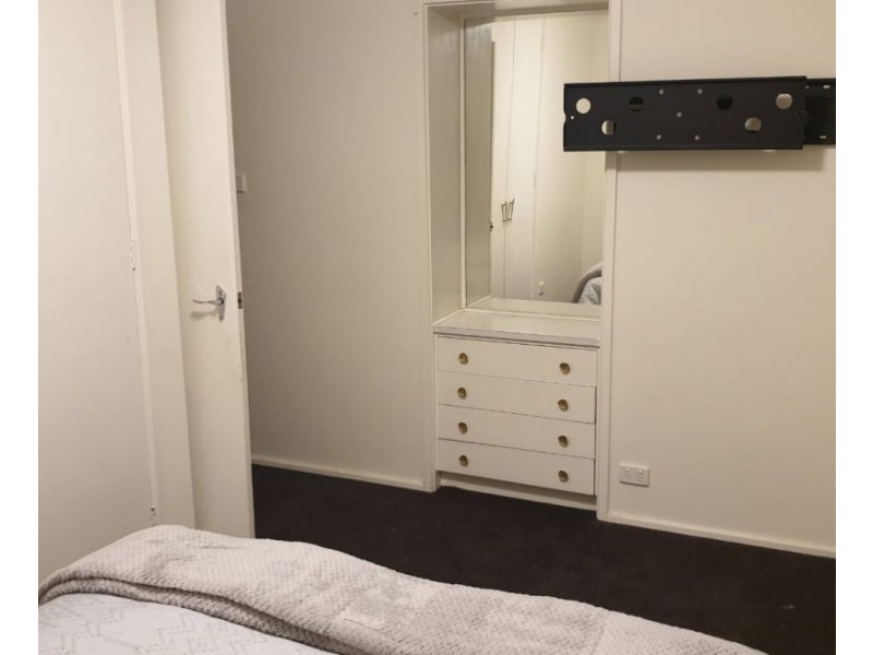 2 Jennifer St, Cheltenham VIC 3192