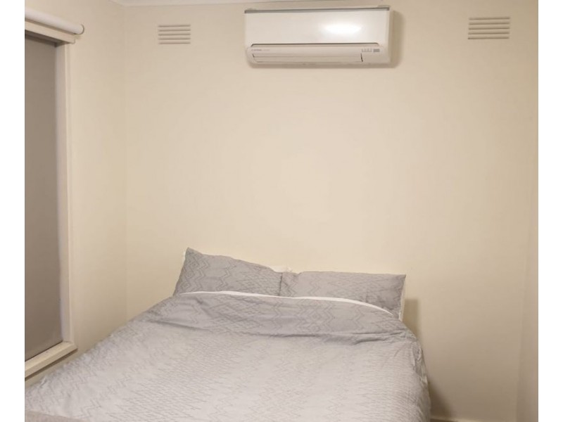 2 Jennifer St, Cheltenham VIC 3192