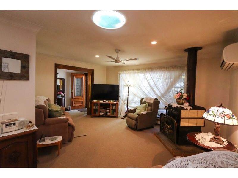 94 Albury Street, Tumbarumba NSW 2653