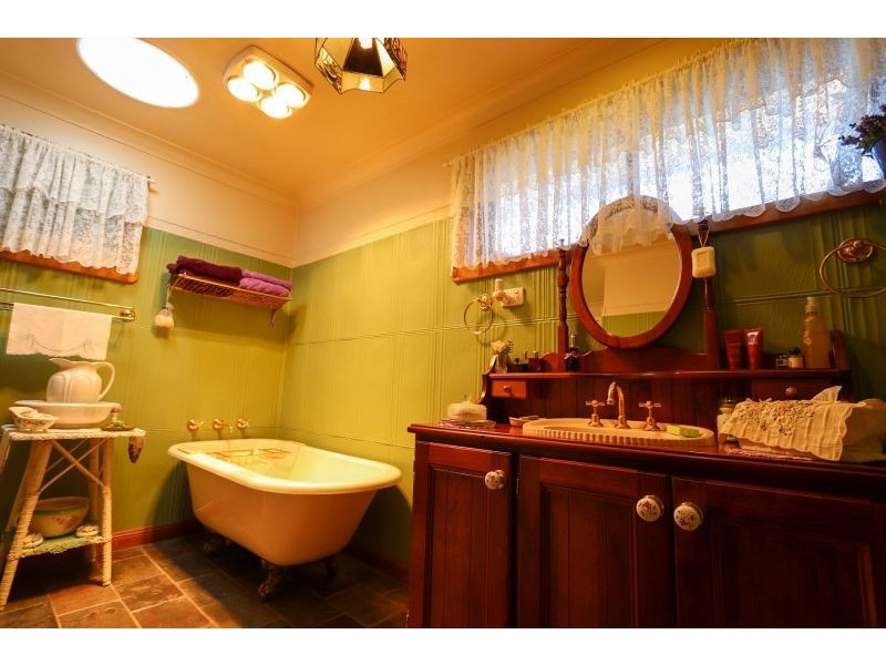 94 Albury Street, Tumbarumba NSW 2653