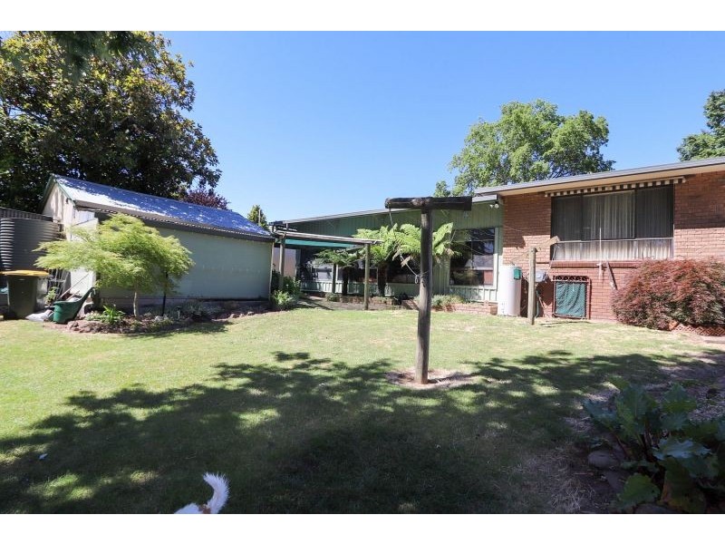94 Albury Street, Tumbarumba NSW 2653