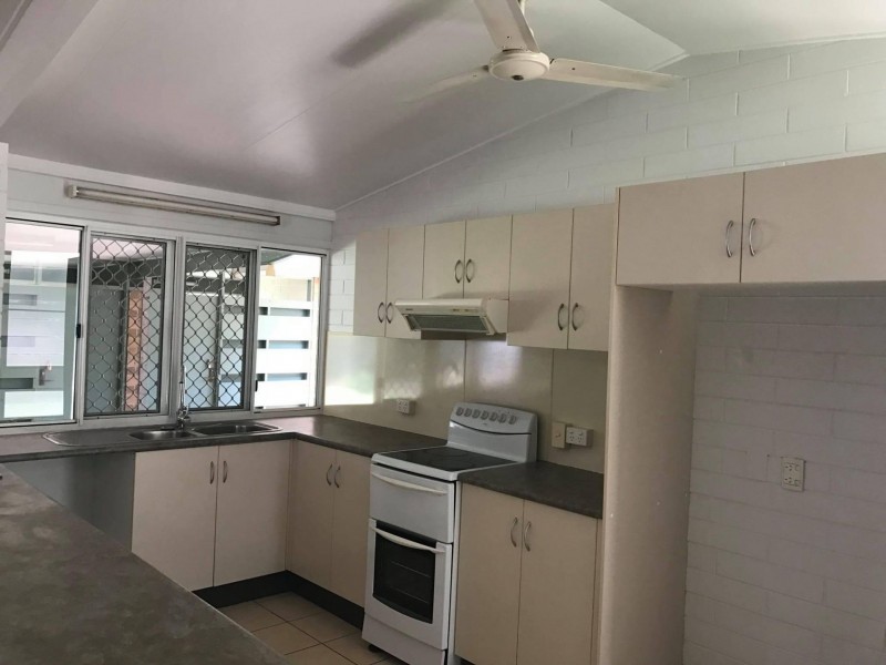 13 Carcoola Court, Rocky Point QLD 4874