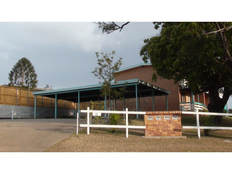 4/6 Wenitong Street, West Gladstone QLD 4680