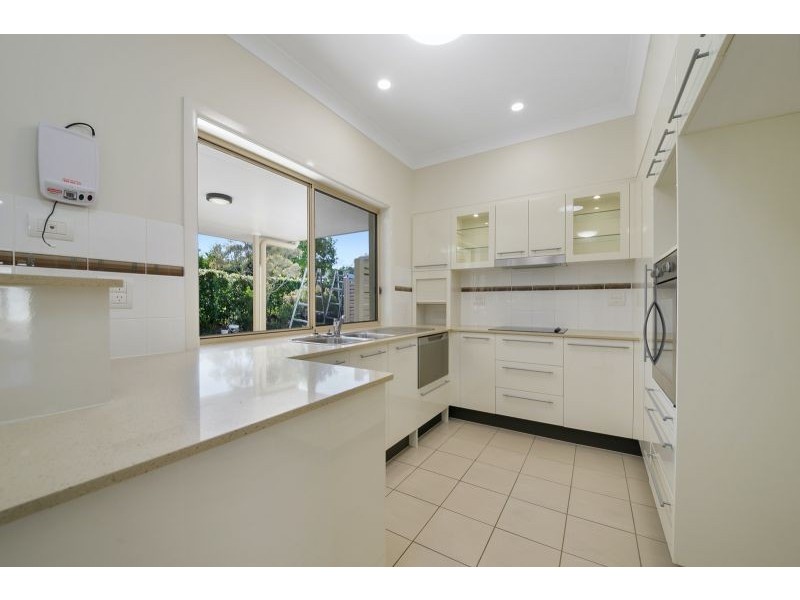 8 Moreton Shores/91-101 King St, Thornlands QLD 4164