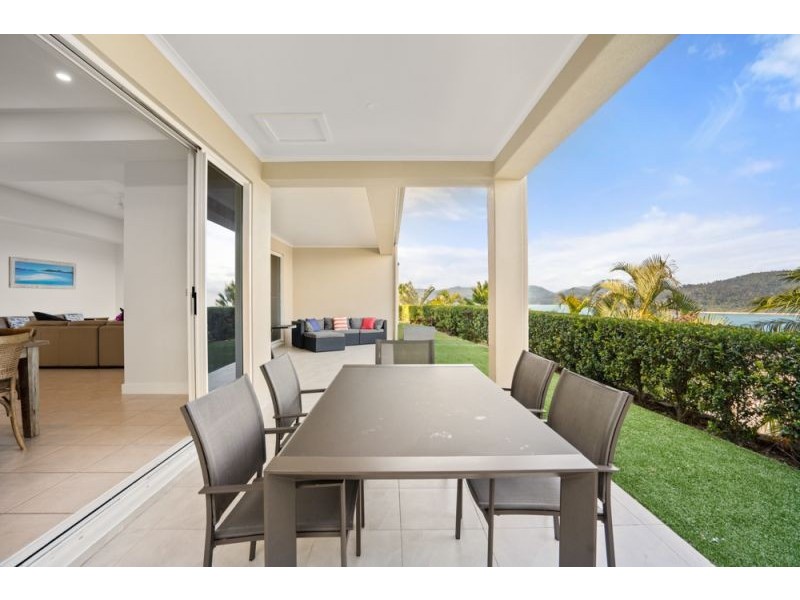8/1 Coral Sea Avenue, Hamilton Island QLD 4803