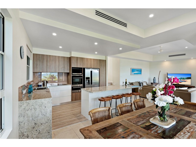 8/1 Coral Sea Avenue, Hamilton Island QLD 4803