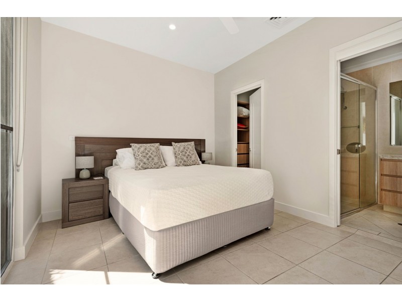 8/1 Coral Sea Avenue, Hamilton Island QLD 4803