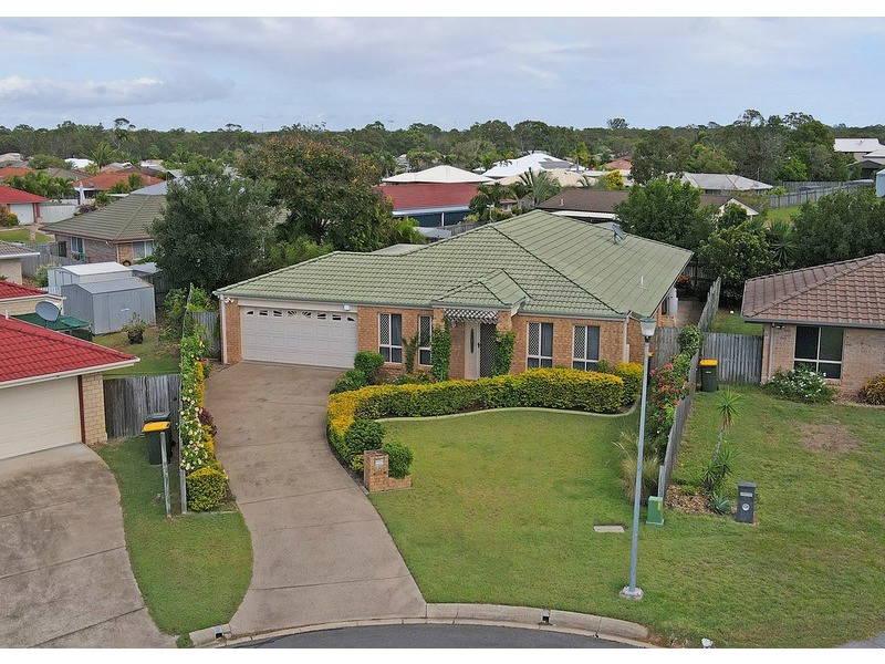 12 Wyuna Court, Urangan QLD 4655