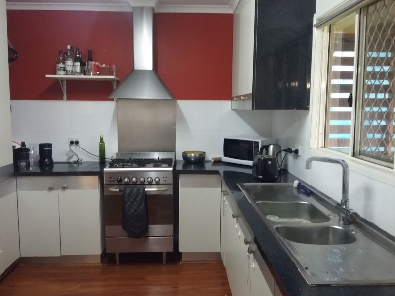 6 Serenity Drive, Tinana QLD 4650