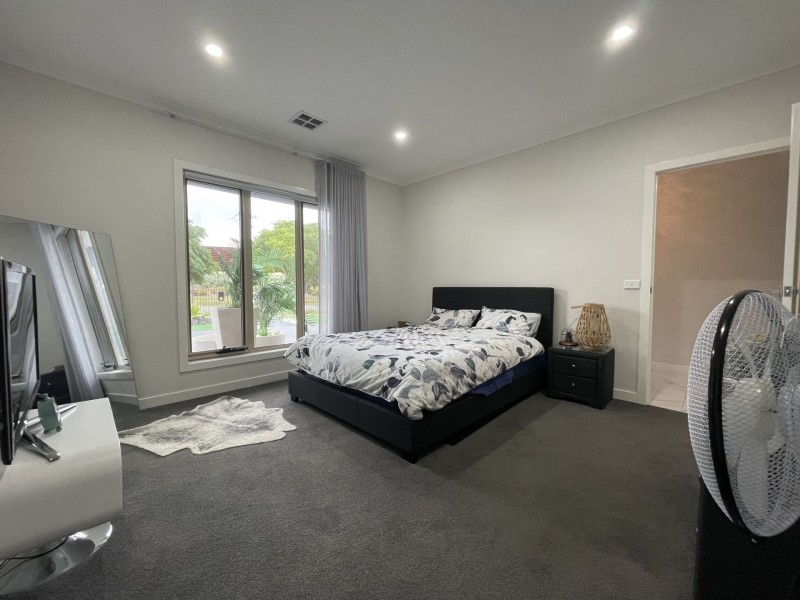 2 Plumpton Rd, Diggers Rest VIC 3427