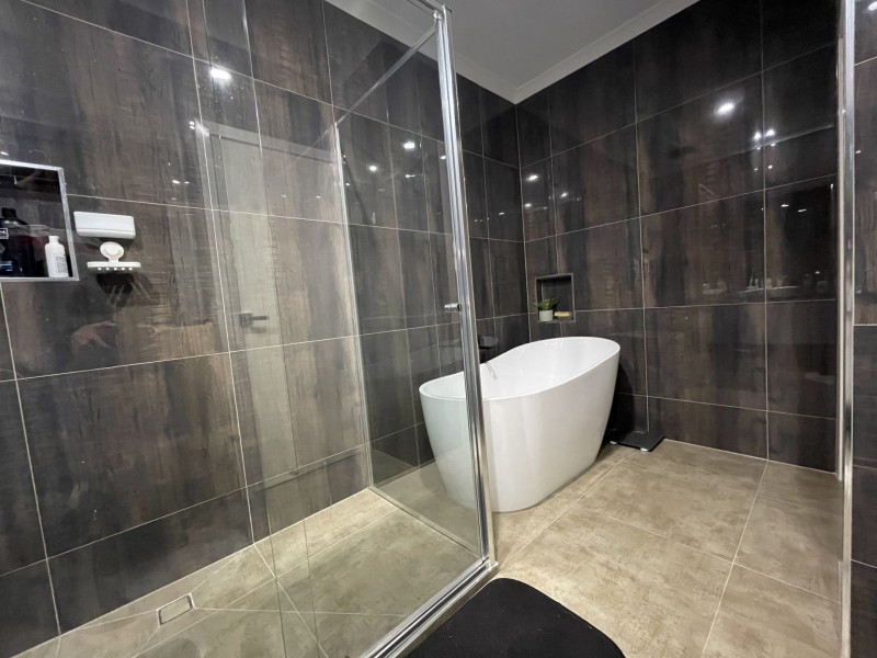 2 Plumpton Rd, Diggers Rest VIC 3427