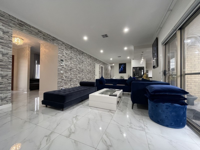 2 Plumpton Rd, Diggers Rest VIC 3427