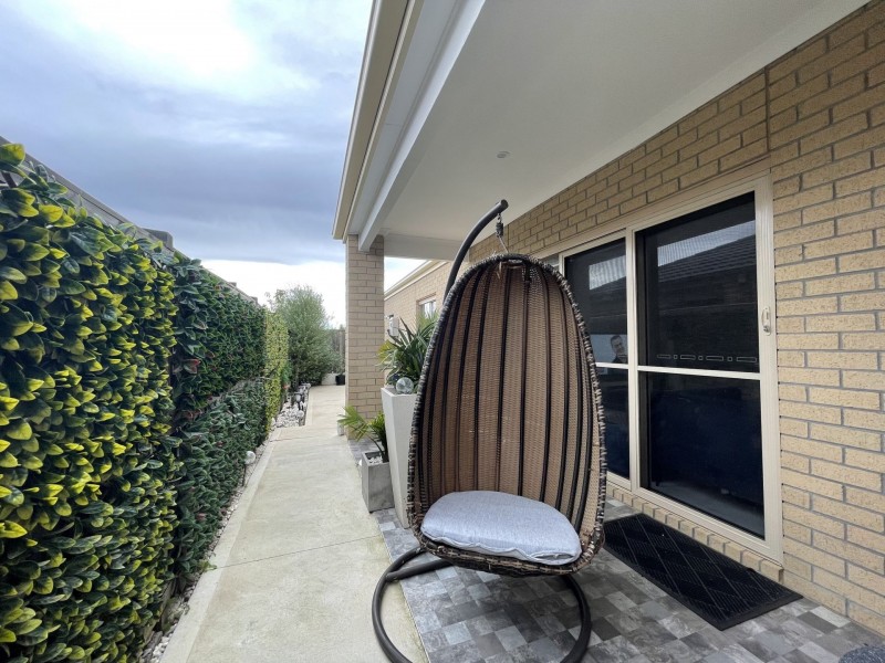 2 Plumpton Rd, Diggers Rest VIC 3427
