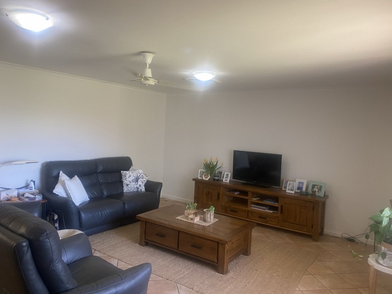 2 Pearse Place, Millars Well WA 6714