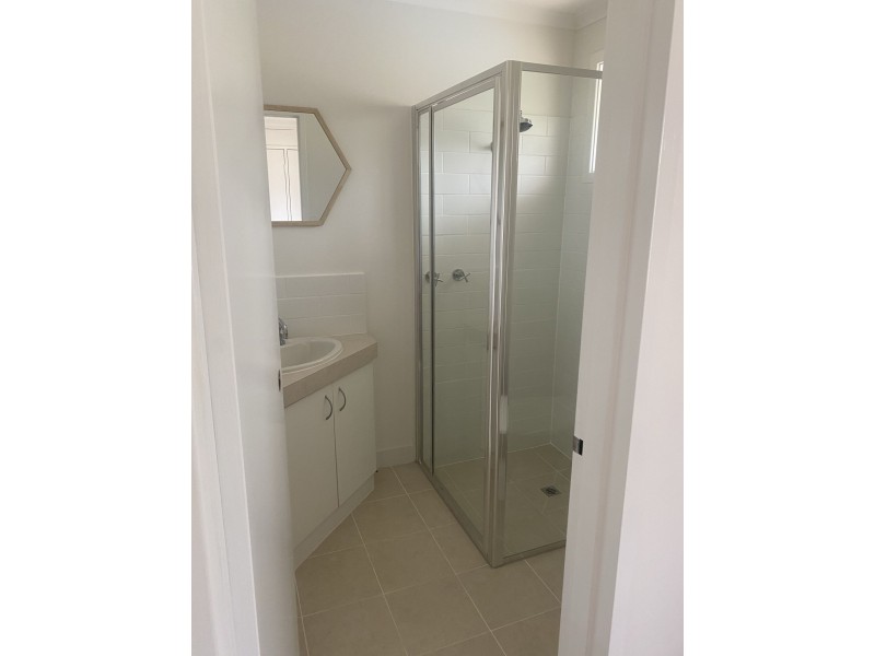 2 Pearse Place, Millars Well WA 6714