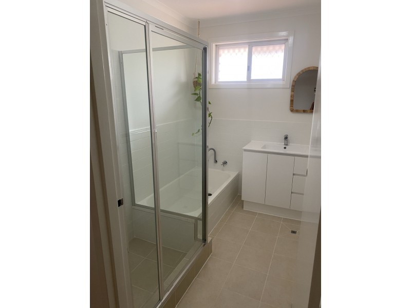 2 Pearse Place, Millars Well WA 6714