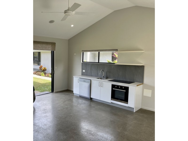 7 Carl Lentz Court, Worongary QLD 4213