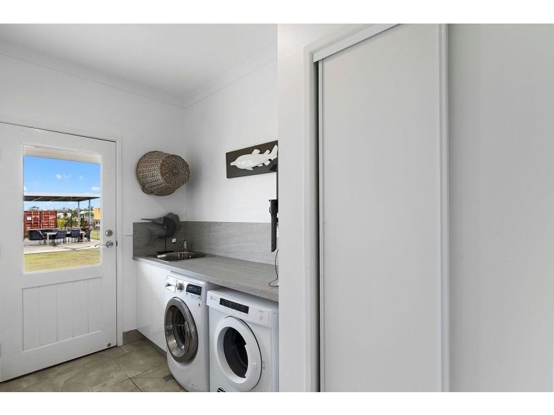 9 Sanderling Dr, Boonooroo QLD 4650