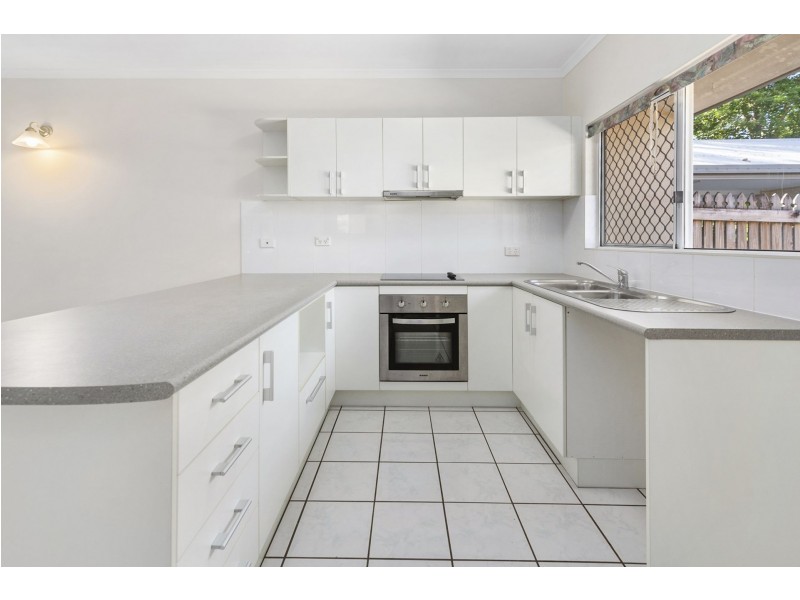 14/5-15 McGregor Street, Mooroobool QLD 4870
