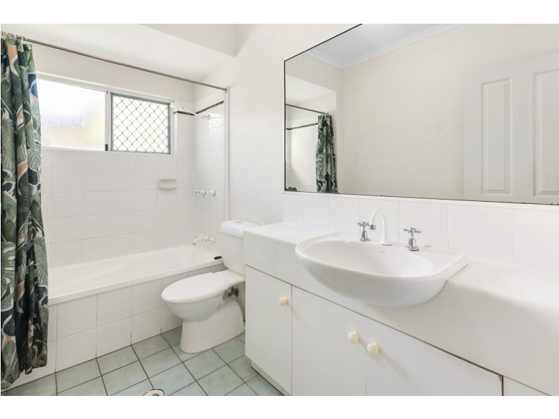 14/5-15 McGregor Street, Mooroobool QLD 4870