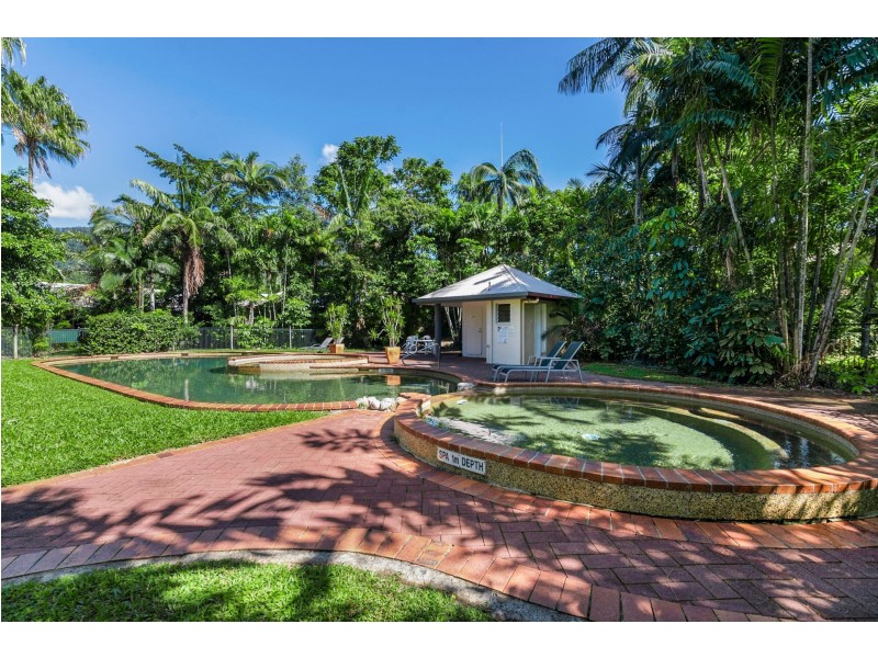 14/5-15 McGregor Street, Mooroobool QLD 4870