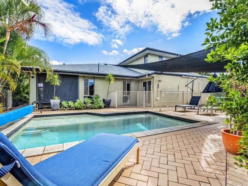 10 Whitewood Place, Molendinar QLD 4214