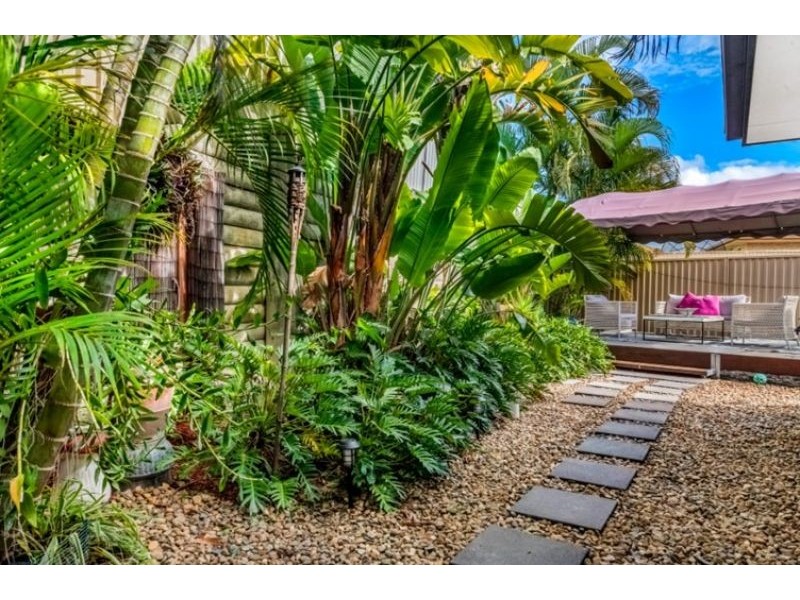 10 Whitewood Place, Molendinar QLD 4214