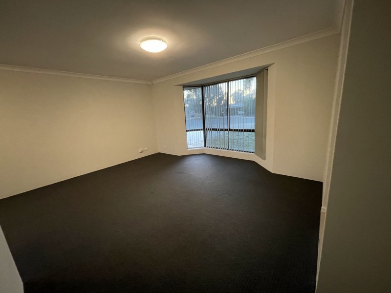 8 Cygnet Place, Forrestdale WA 6112