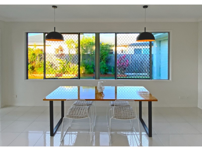 6 Euston Court, Burdell QLD 4818