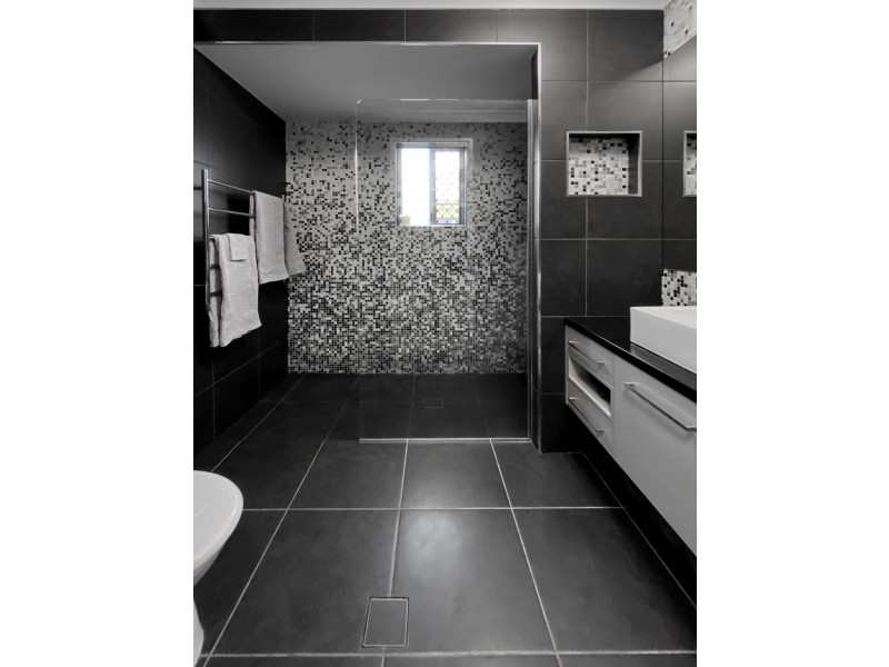 6 Euston Court, Burdell QLD 4818