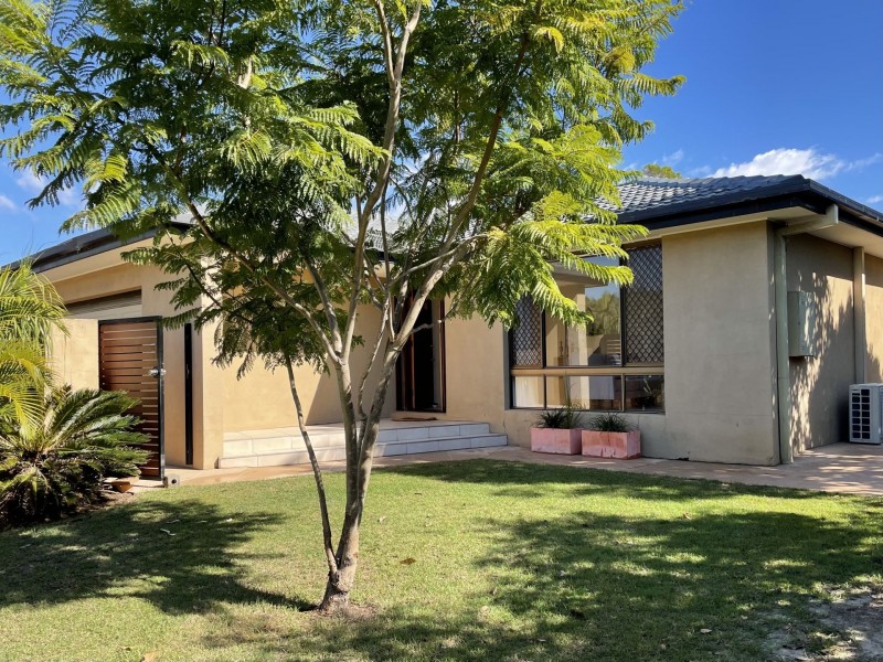 177 Rio Vista Blvd, Broadbeach Waters QLD 4218