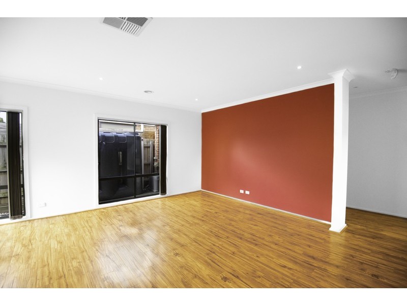 46 Hal Porter Terrace, Lynbrook VIC 3975