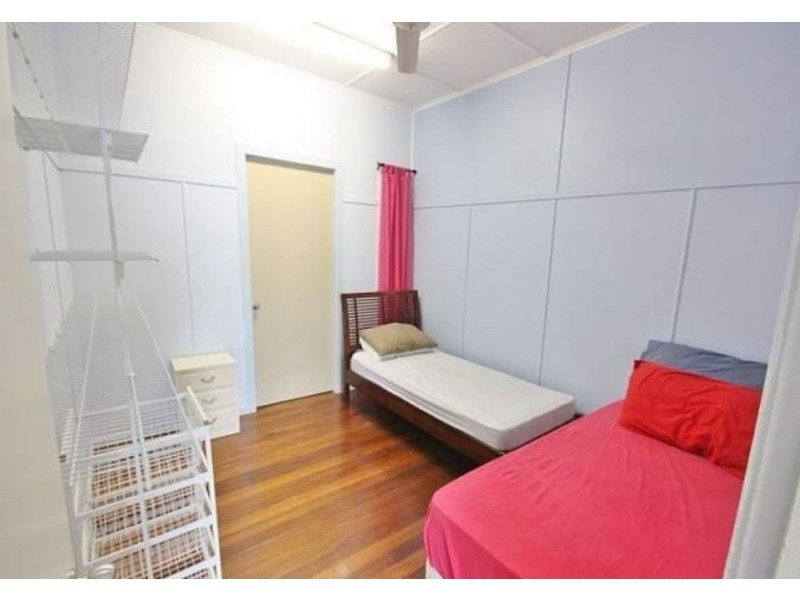 13 Eccles Street, Mareeba QLD 4880