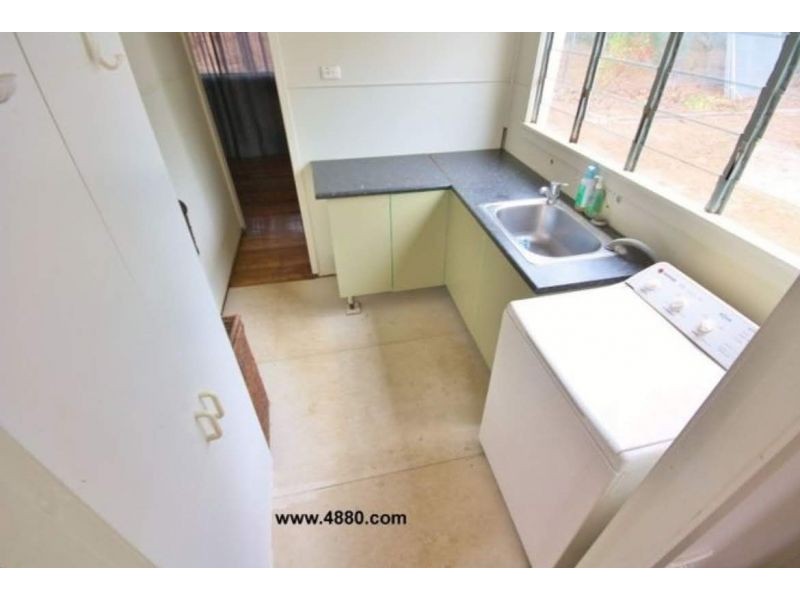 13 Eccles Street, Mareeba QLD 4880