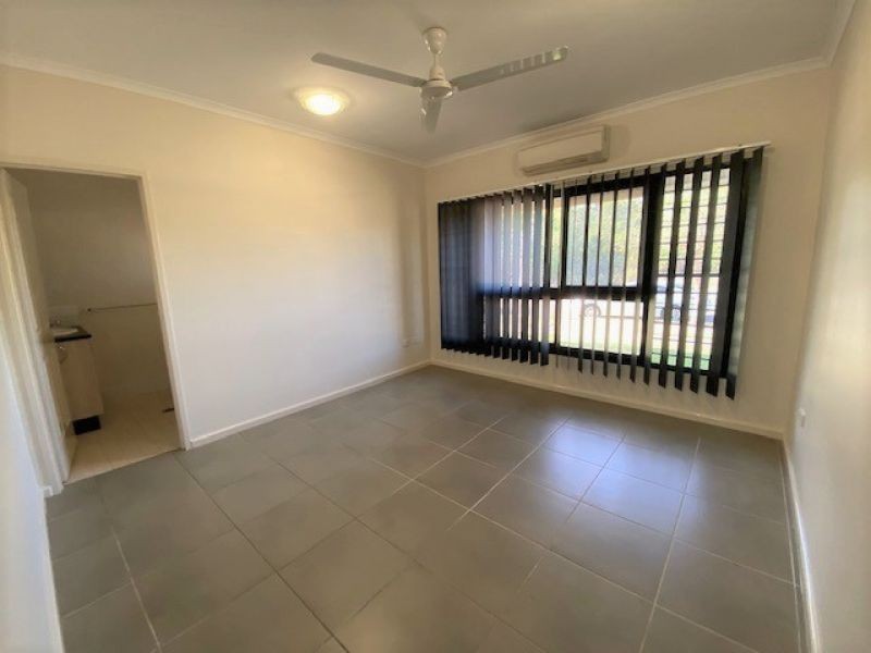 8 Damabila Drive, Lyons NT 0810
