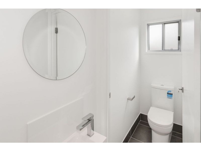30/1A Regatta Boulevard, Wurtulla QLD 4575