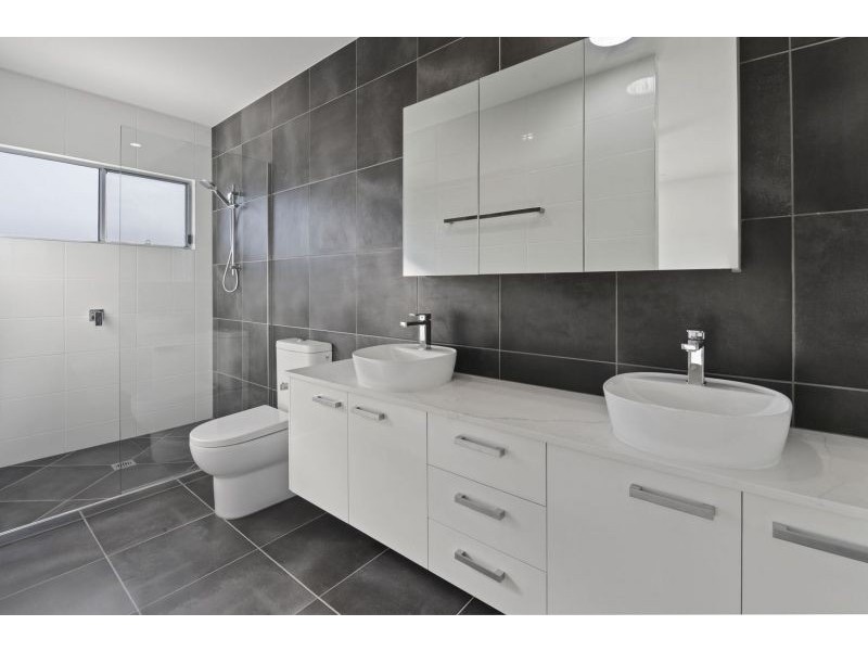 30/1A Regatta Boulevard, Wurtulla QLD 4575