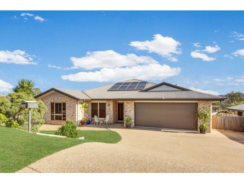 16 Wyara Close, Clinton QLD 4680