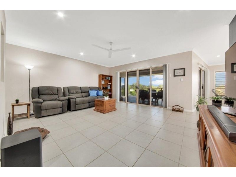 16 Wyara Close, Clinton QLD 4680