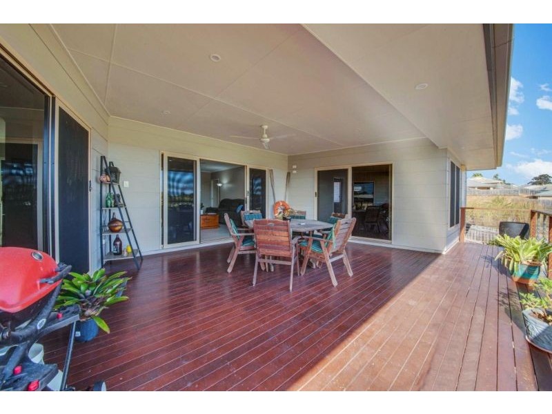 16 Wyara Close, Clinton QLD 4680